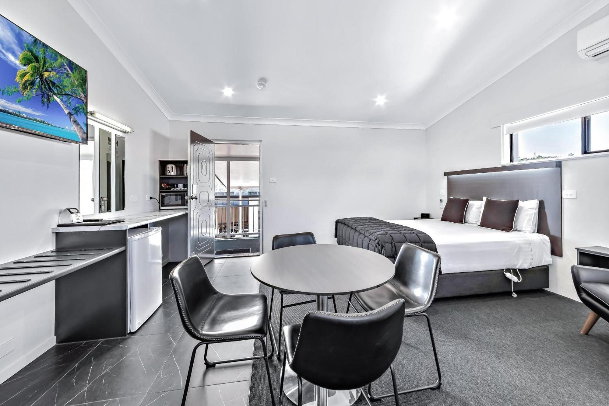 Apple & Grape Motel Stanthorpe Exterior photo